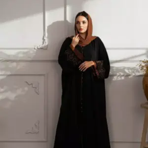 Hania Abaya – Black