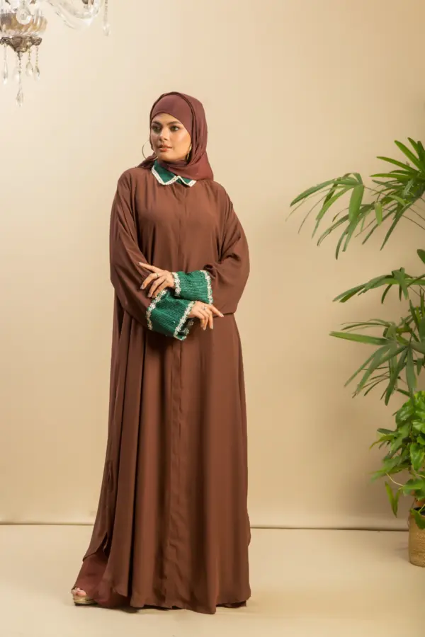 Medlar Collar Abaya - Dark Coffee