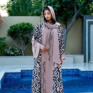 Maze Kimono – Beige