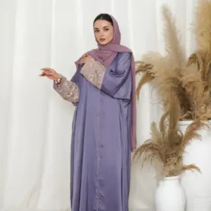 Noel Abaya – Lavender