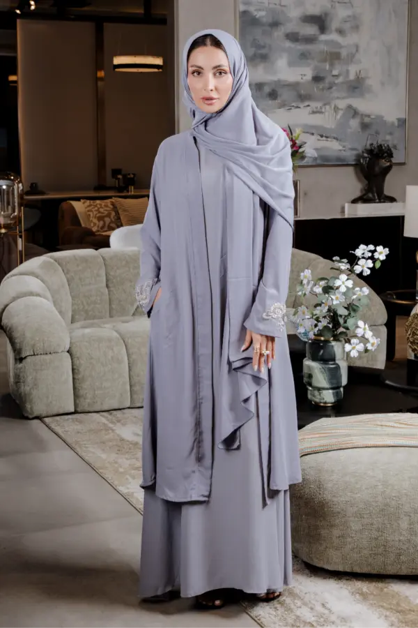 EMB Border Shrug - Grey