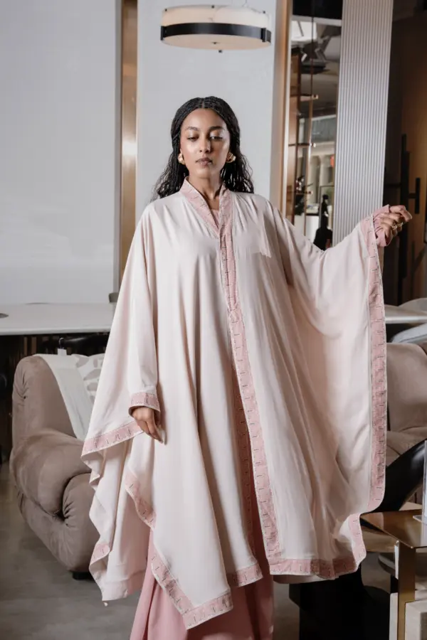 Tabia Cloak - Cream