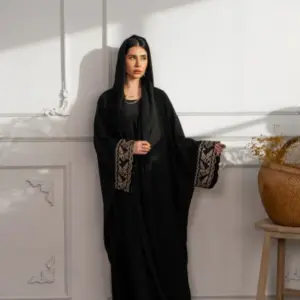 Sehrish Knot set – Black