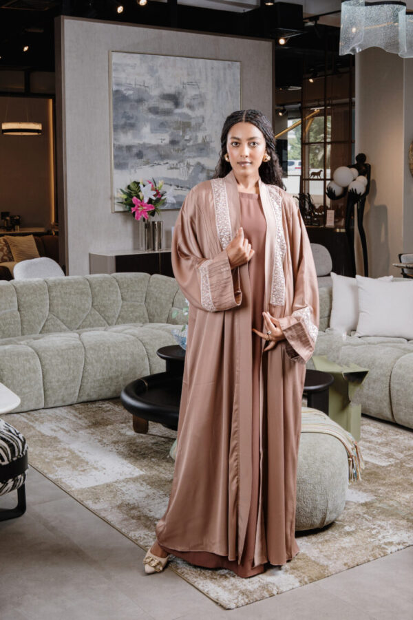 Wardy Kimono – Sandalwood
